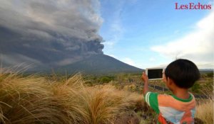 Indonésie : le Mont Agung menace d'entrer en éruption