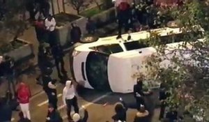 Des émeutiers renversent une camionnette à Bruxelles