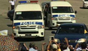 Le pape arrive à l'aéroport de Rangoun, direction le Bangladesh