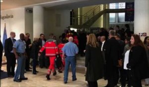 Les secours arrivent au TPIY à La Haye