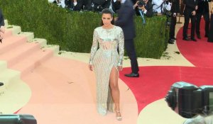 Kim Kardashian rêve d'assister au mariage royal du prince Harry et Meghan Markle!