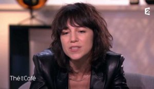 Thé ou Café : Charlotte Gainsbourg se confie avec tendresse sur Yvan Attal (Vidéo)