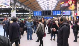 Septième épisode de grève SNCF: paroles d'usagers gare St Lazare