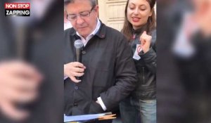 "Fête à Macron" : Jean-Luc Mélenchon pousse la chansonnette (vidéo) 
