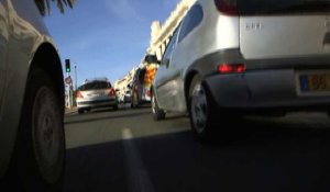 À Nice, des "gilets jaunes" perturbent la circulation