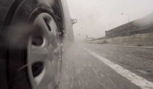Paris. Il est filmé roulant à 85 km/h en trottinette électrique sur l'autoroute