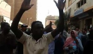 Soudan: des manifestants défilent dans à Khartoum