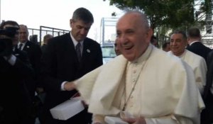 Le pape François arrive au parc de la Jeunesse de Panama