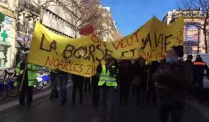 Gilets jaunes - Acte XI : les manifestants partent du Vieux-Port