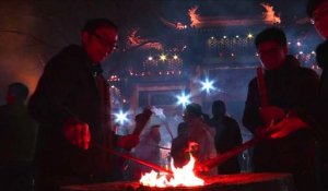 Les habitants de Shangai célèbrent le nouvel an lunaire