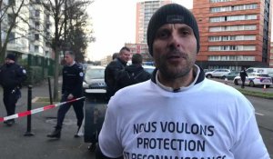 Les policiers manifestent devant le commissariat de Roubaix