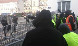 Quelques heurts ont eu lieu avec les forces de l'ordre lors de la manifestation des gilets jaunes à Vitry-le-François, ce samedi 19 janvier