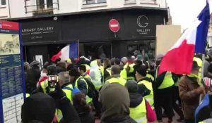 Tension entre Gilets jaunes et CRS au Touquet