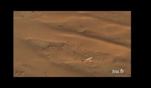 Mauritanie : vol d'un avion au dessus du désert