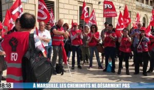 À Marseille, les cheminots ne désarment pas