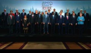 Photo de famille des leaders et invités du G7