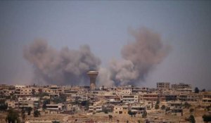 Frappes aériennes sur des zones rebelles de Deraa en Syrie