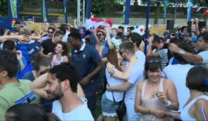Mondial-2018: la joie des supporters français après le 2e but