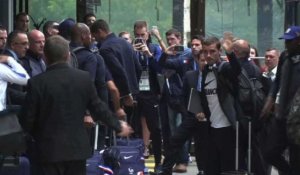 Mondial/France-Uruguay : les Bleus arrivent à leur hôtel