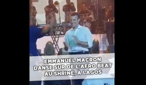 Emmanuel Macron danse sur de l'afro beat au Shrine, à Lagos
