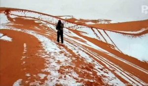 Voila à quoi ressemble la neige au Sahara