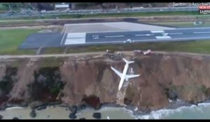 Turquie : Un avion dérape sur la piste d'atterrissage et finit pendu sur une falaise (vidéo)