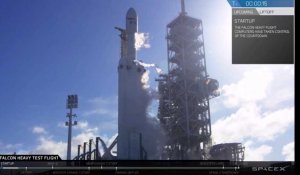 Revivez le lancement de Falcon Heavy, la fusée géante de SpaceX 