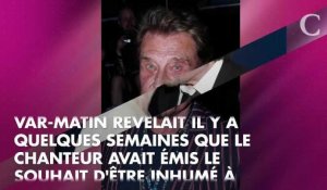 Johnny Hallyday voulait-il vraiment être enterré à Saint-Barth ? Une plaque déposée sur sa tombe relance la polémique