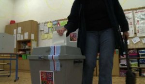 Prague: le vote reprend pour l'élection présidentielle