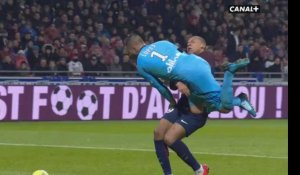 OL-PSG : Kylian Mbappé crâne ouvert, son énorme collision avec Anthony Lopes