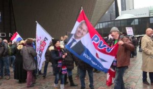 Pays-Bas: l'extrême droite manifeste contre l'Islam