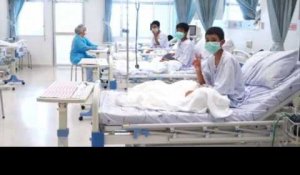 Thaïlande: les garçons pris en charge à l'hôpital