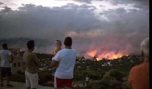 Incendies en Grèce : au moins 50 morts, dont 26 dans la cour d'une villa 
