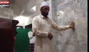 Séisme en Indonésie: un imam continue sa prière malgré les secousses et fait le buzz (vidéo)