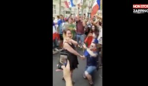 Champs-Elysées : Un homme demande sa copine en mariage et se prend un râteau ! (Vidéo)