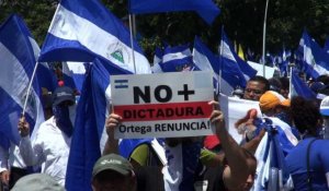 Nicaragua: des milliers de personnes défilent contre Ortega