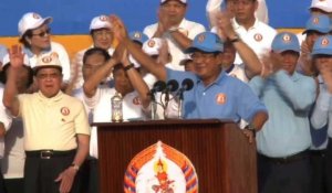 Grand rassemblement électoral pour Hun Sen avant les élections