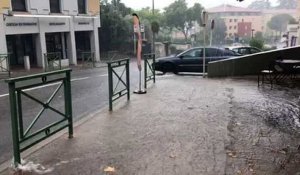Manosque : le centre-ville inondé après de forts orages