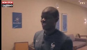 "Les Bleus 2018" : N'golo Kanté souriant mais toujours aussi timide face caméra ! (vidéo)