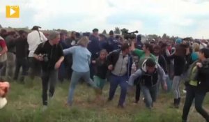 Hongrie : la journaliste qui avait molesté des migrants relaxée