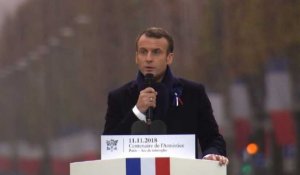 Macron: "additionnons nos espoirs au lieu d'opposer nos peurs"