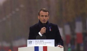 Macron exhorte à refuser le "repli" et critique le nationalisme