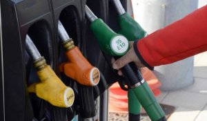 Economie. Face à la grogne, Carrefour et Leclerc vendent les carburants à prix coûtants