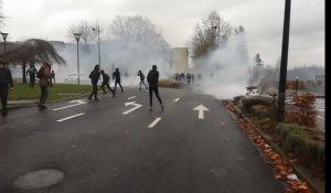 Manifestation des lycéens et affrontements avec la police à Valenciennes