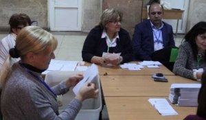 Législatives arméniennes: début du décompte des votes