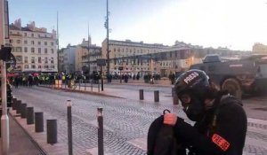 Gilets jaunes à Marseille : les affrontements reprennent sur la Canebière