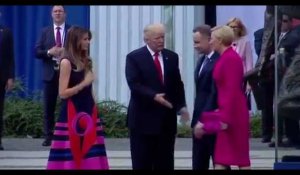 Donald Trump : La première dame polonaise lui met un vent magistral ! (vidéo) 