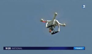 La police teste des drones pour traquer les infractions sur l'autoroute (vidéo)