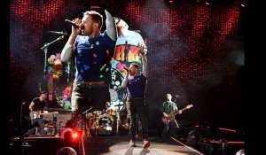 Coldplay reprend "Formidable" en concert devant Stromae ému (vidéo)  