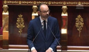 Edouard Philippe: le parlement débattra des réfugiés